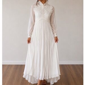 Vintage White Lace Empire Waist Pleated Maxi Wedding Dress Sheer Bishop Sleeve